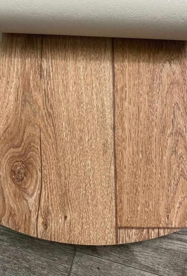 أرضيات فينيل للمستشفيات – جودة عالية ومعايير طبية | مفروشات وأرضيات السريع بالرياضمفروشات وللأرضيات أرضيات فينيل للمستشفيات مقاومة للبكتيريا وسهلة التنظيف من مفروشات وأرضيات السريع بالرياض