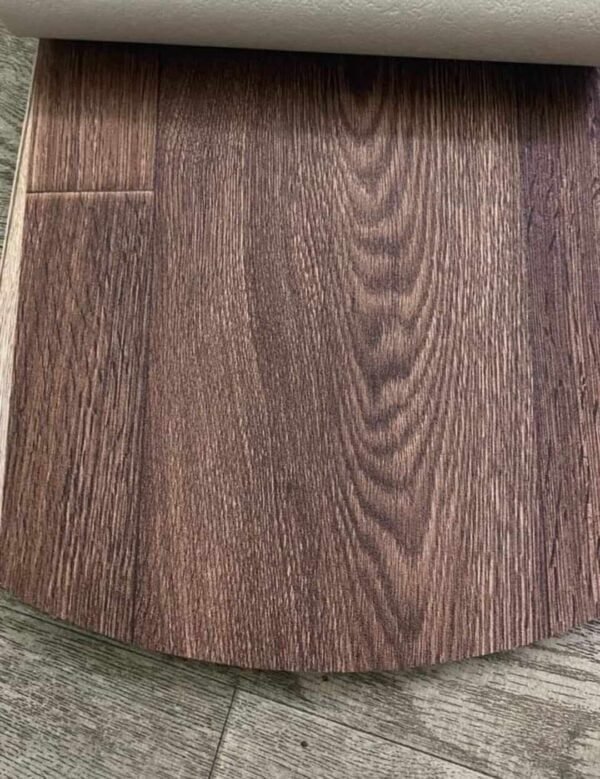 أرضيات فينيل للمستشفيات – جودة عالية ومعايير طبية | مفروشات وأرضيات السريع بالرياض أرضيات فينيل للمستشفيات مقاومة للبكتيريا وسهلة التنظيف من مفروشات وأرضيات السريع بالرياض