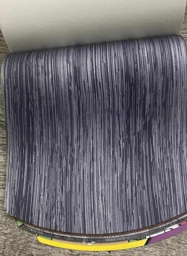 أرضيات فينيل للمستشفيات – جودة عالية ومعايير طبية | مفروشات وأرضيات السريع بالرياض أرضيات فينيل للمستشفيات مقاومة للبكتيريا وسهلة التنظيف من مفروشات وأرضيات السريع بالرياض