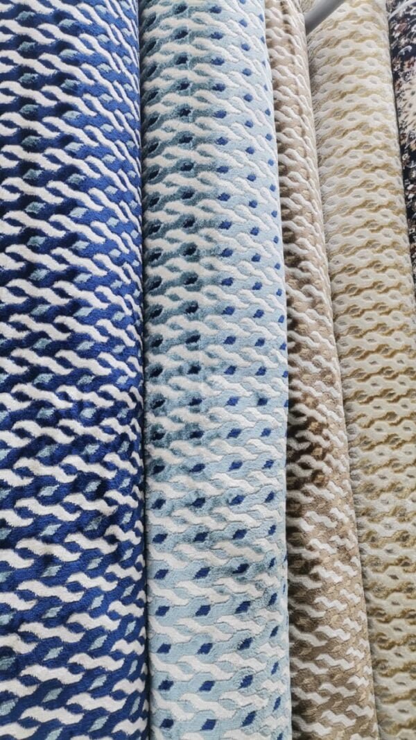 موكيت تركي فاخر بخيط متين عالي الجودة من مفروشات وأرضيات السريع بالرياض