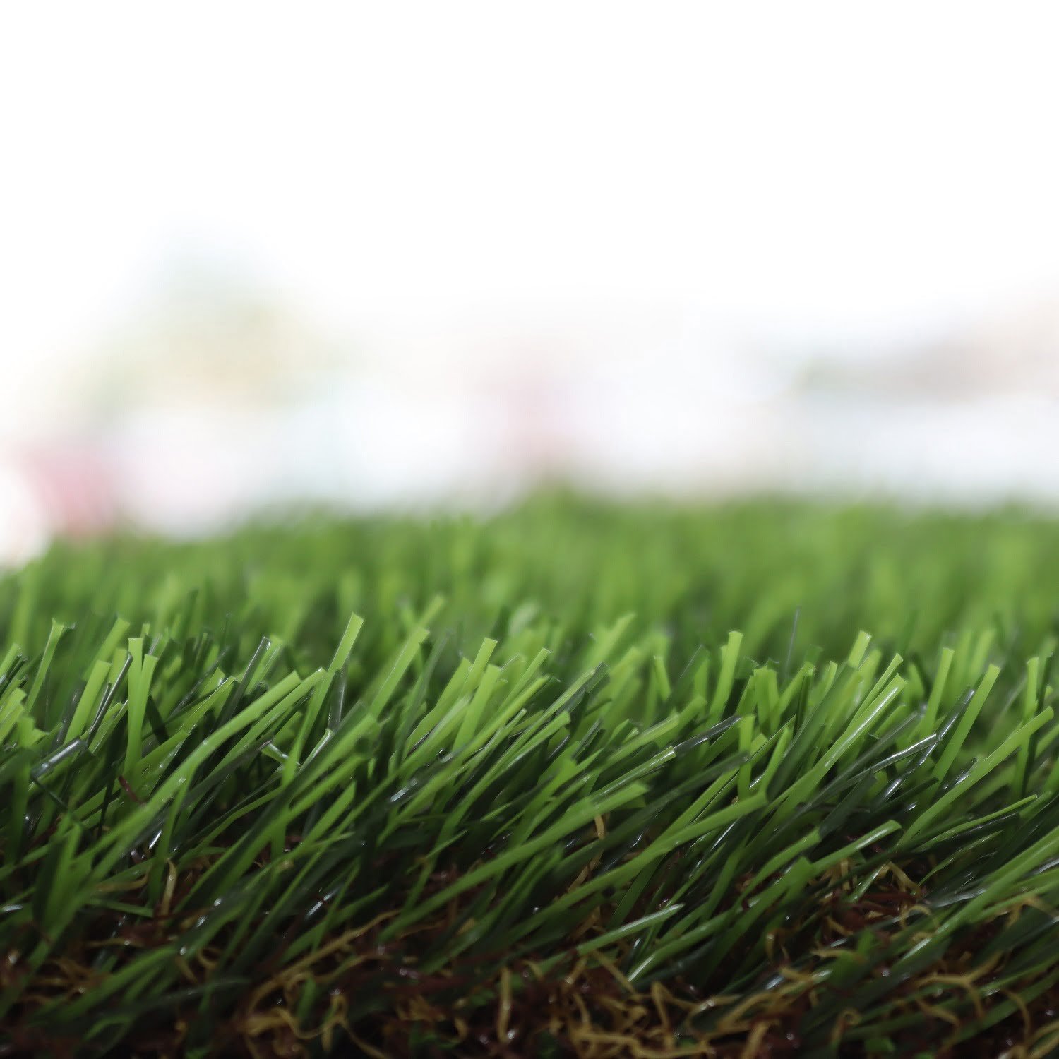 عشب صناعي أخضر فاخر من مفروشات وأرضيات السريع بالرياض