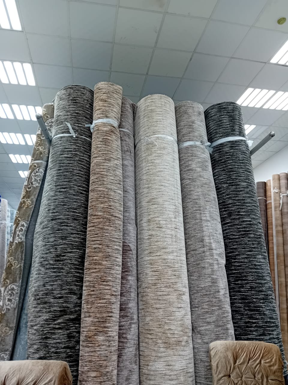 موكيت سجاد فاخر بجودة عالية من مفروشات وأرضيات السريع بالرياض