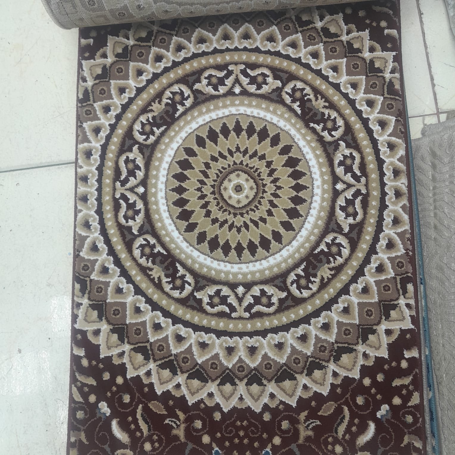 موكيت سجاد فاخر بجودة عالية من مفروشات وأرضيات السريع بالرياض