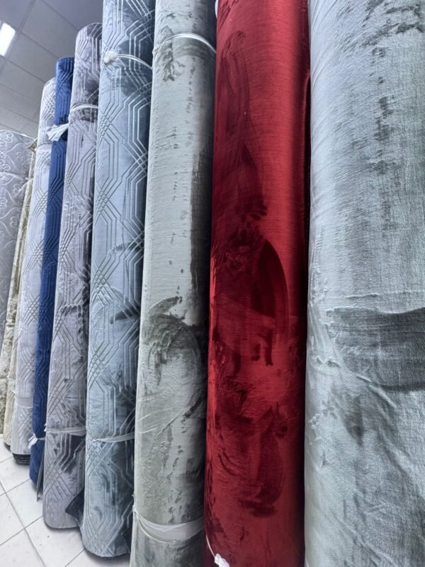 موكيت صيني لامع